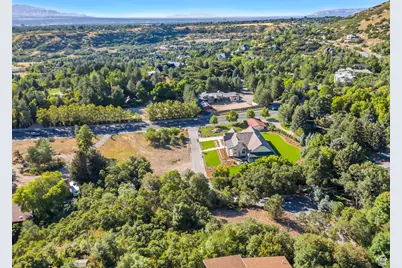 3316 E Lone Springs Cv, Sandy, UT 84092 - Photo 9