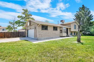 4891 W Calyx Circle, West Jordan, UT 84081 - Photo 3