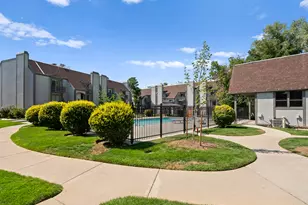 426 E Creekside Cir, Murray, UT 84107 - Photo 5