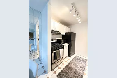 426 E Creekside Cir #B, Murray, UT 84107 - Photo 5