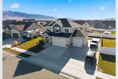 636 E Mount Dutton Way, Eagle Mountain, UT 84005 - Photo 1
