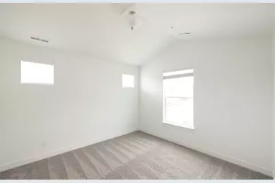 837 N Pugh Ln #M301, Saratoga Springs, UT 84045 - Photo 17