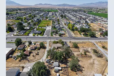 699 E Main St N, Grantsville, UT 84029 - Photo 25