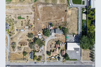 699 E Main St N, Grantsville, UT 84029 - Photo 15