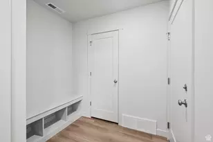 1072 W Audrey Ln S, Woods Cross, UT 84087 - Photo 23