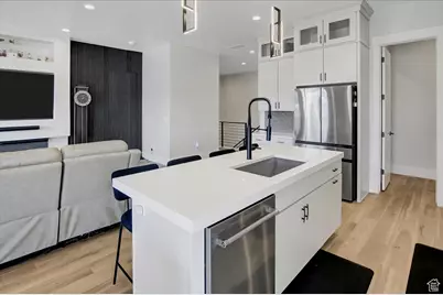 1611 W Laurel Chase Dr S, Riverton, UT 84065 - Photo 7