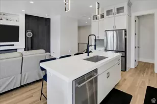 1611 W Laurel Chase Dr S, Riverton, UT 84065 - Photo 7