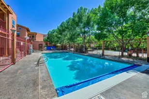 100 W 200 S, Moab, UT 84532 - Photo 31