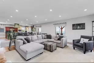 705 N Lochwood View, Garden City, UT 84028 - Photo 11