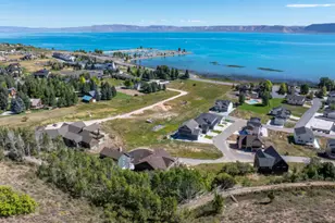 705 N Lochwood View, Garden City, UT 84028 - Photo 91