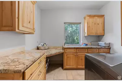 705 N Lochwood Vw, Garden City, UT 84028 - Photo 57