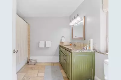 705 N Lochwood Vw, Garden City, UT 84028 - Photo 45