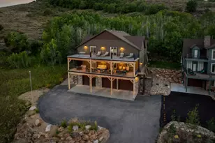 705 N Lochwood View, Garden City, UT 84028 - Photo 81