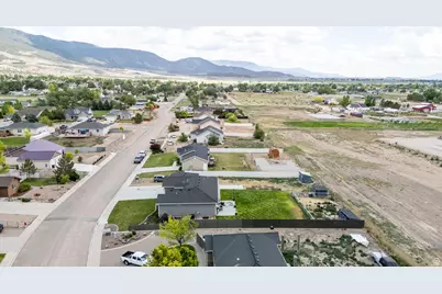 5203 N Tomahawk Dr, Enoch, UT 84721 - Photo 45