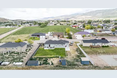 5203 N Tomahawk Dr, Enoch, UT 84721 - Photo 47