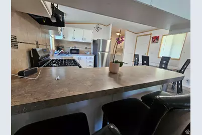 2852 S Hampton Park Dr W, West Valley, UT 84119 - Photo 5