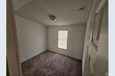 2852 S Hampton Park Dr W, West Valley, UT 84119 - Photo 17