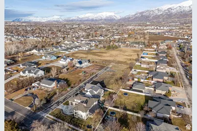 1845 W Sherri Ln, Kaysville, UT 84037 - Photo 13