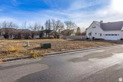 1845 W Sherri Ln, Kaysville, UT 84037 - Photo 3