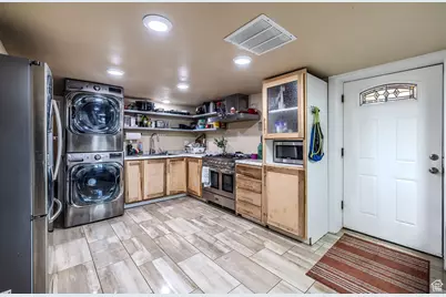 810 N 600 W, Provo, UT 84604 - Photo 17