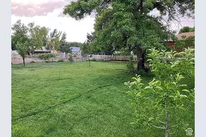 115 W 200 S, Kanosh, UT 84637 - Photo 19