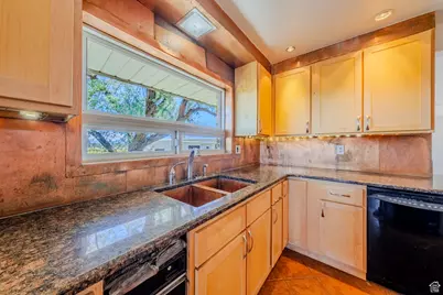 6178 E Zion Rd, Kanab, UT 84741 - Photo 7