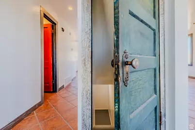 6178 E Zion Rd, Kanab, UT 84741 - Photo 5