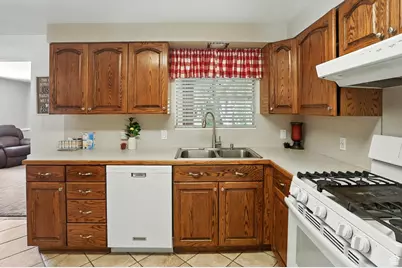 801 N Medoland Dr E, Brigham City, UT 84302 - Photo 9