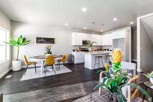 734 E Bogart Ct, Cottonwood Heights, UT 84047 - Photo 9