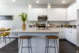 734 E Bogart Ct, Cottonwood Heights, UT 84047 - Photo 11