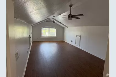 2038 W 2185 S, Woods Cross, UT 84087 - Photo 19