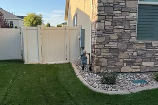 2038 W 2185 S, Woods Cross, UT 84087 - Photo 31