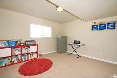 3176 W 5625 S, Roy, UT 84067 - Photo 15