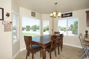 3176 W 5625 S, Roy, UT 84067 - Photo 5