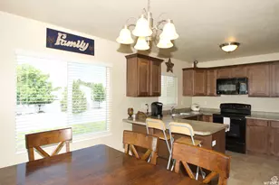 3176 W 5625 S, Roy, UT 84067 - Photo 7