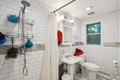 196 N 400 W, Orem, UT 84057 - Photo 17