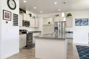 62 E Paradise Ct, Saratoga Springs, UT 84045 - Photo 3