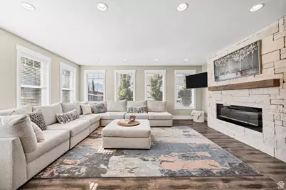 84 N 820 E, Hyde Park, UT 84318 - Photo 9