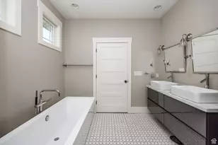 84 N 820 E, Hyde Park, UT 84318 - Photo 23