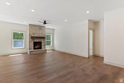 334 E Cottrell Ln, Farmington, UT 84025 - Photo 11