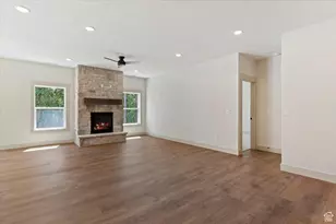 334 E Cottrell Ln, Farmington, UT 84025 - Photo 11