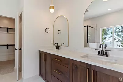 334 E Cottrell Ln, Farmington, UT 84025 - Photo 19