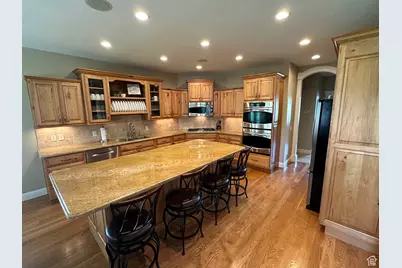 1503 E 530 N, Layton, UT 84040 - Photo 7