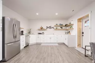 1061 W Smithsonian Way, Apple Valley, UT 84737 - Photo 13