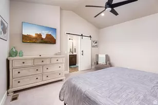 1061 W Smithsonian Way, Apple Valley, UT 84737 - Photo 7