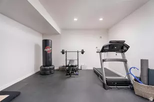 1061 W Smithsonian Way, Apple Valley, UT 84737 - Photo 15