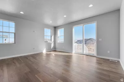 463 S McBride Dr, Grantsville, UT 84029 - Photo 7