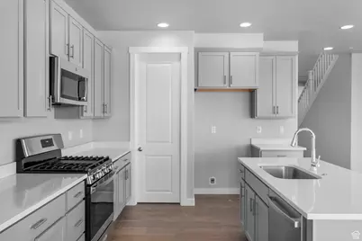 463 S McBride Dr, Grantsville, UT 84029 - Photo 11