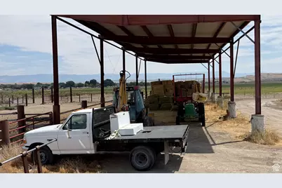 3367 E 4750 S, Wellington, UT 84542 - Photo 29