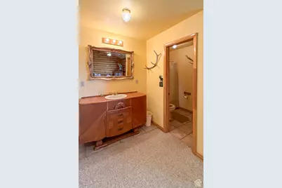 3367 E 4750 S, Wellington, UT 84542 - Photo 15